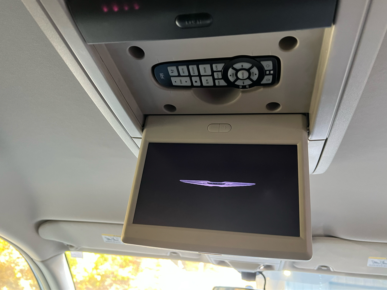 Chrysler Town & Country Touring-L 2012 Chrysler Town & Country Touring-L 2012