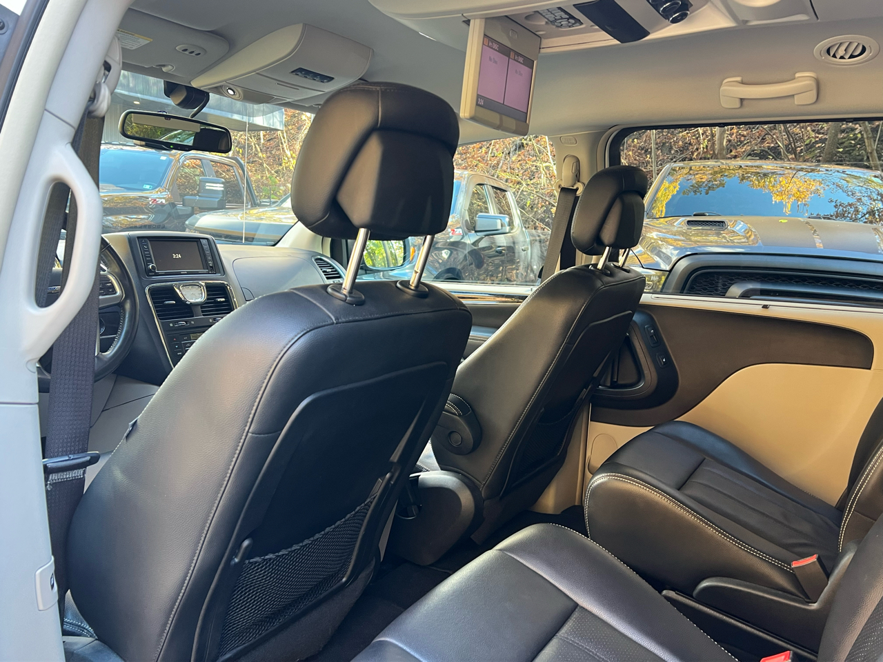 Chrysler Town & Country Touring-L 2012 Chrysler Town & Country Touring-L 2012