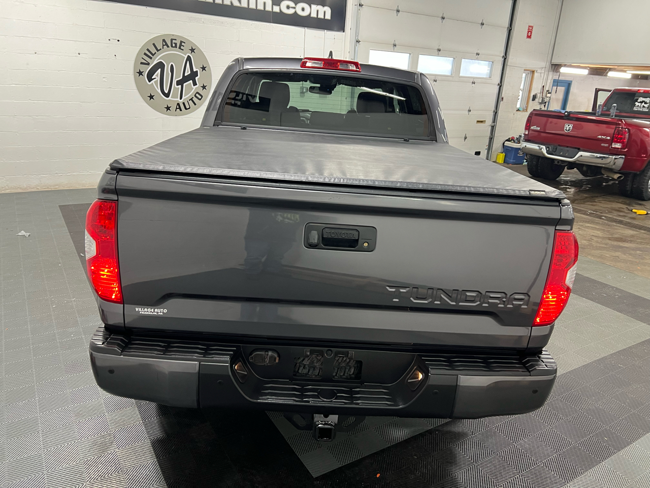 Toyota Tundra SR5 5.7L V8 CrewMax 4WD 2020