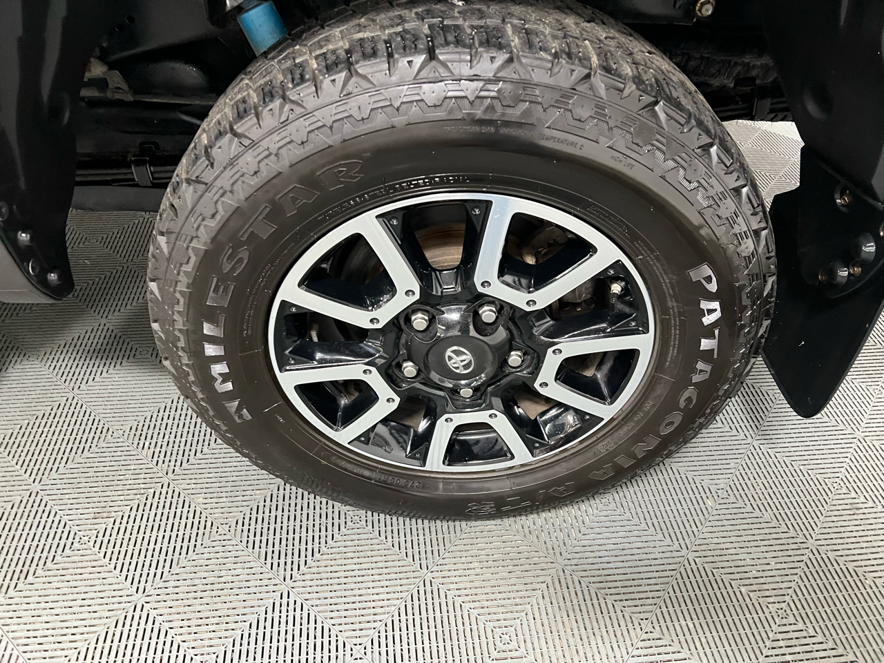 Toyota Tundra SR5 5.7L V8 CrewMax 4WD 2020