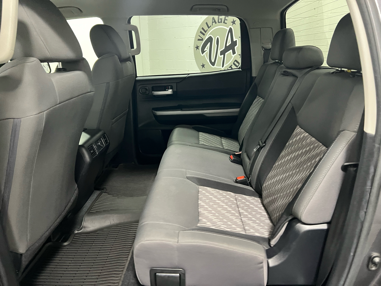 Toyota Tundra SR5 5.7L V8 CrewMax 4WD 2020