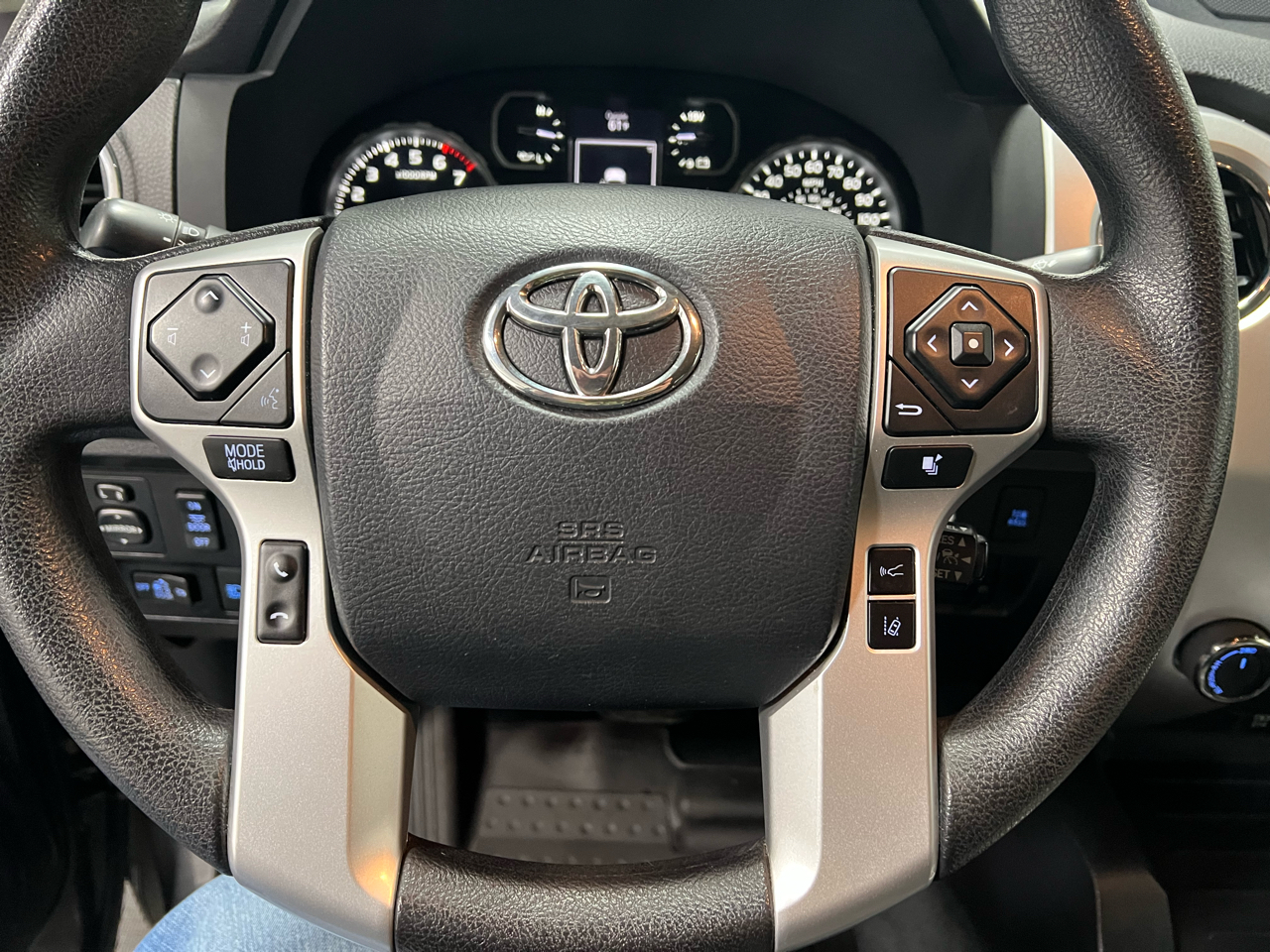 Toyota Tundra SR5 5.7L V8 CrewMax 4WD 2020