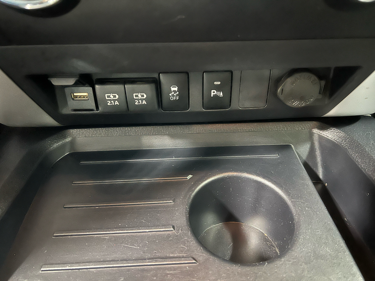 Toyota Tundra SR5 5.7L V8 CrewMax 4WD 2020