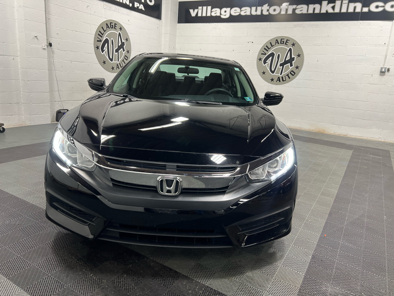 Honda Civic 4dr Sdn LX Auto 2018