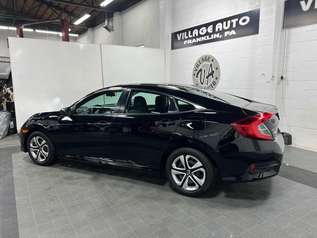Honda Civic 4dr Sdn LX Auto 2018