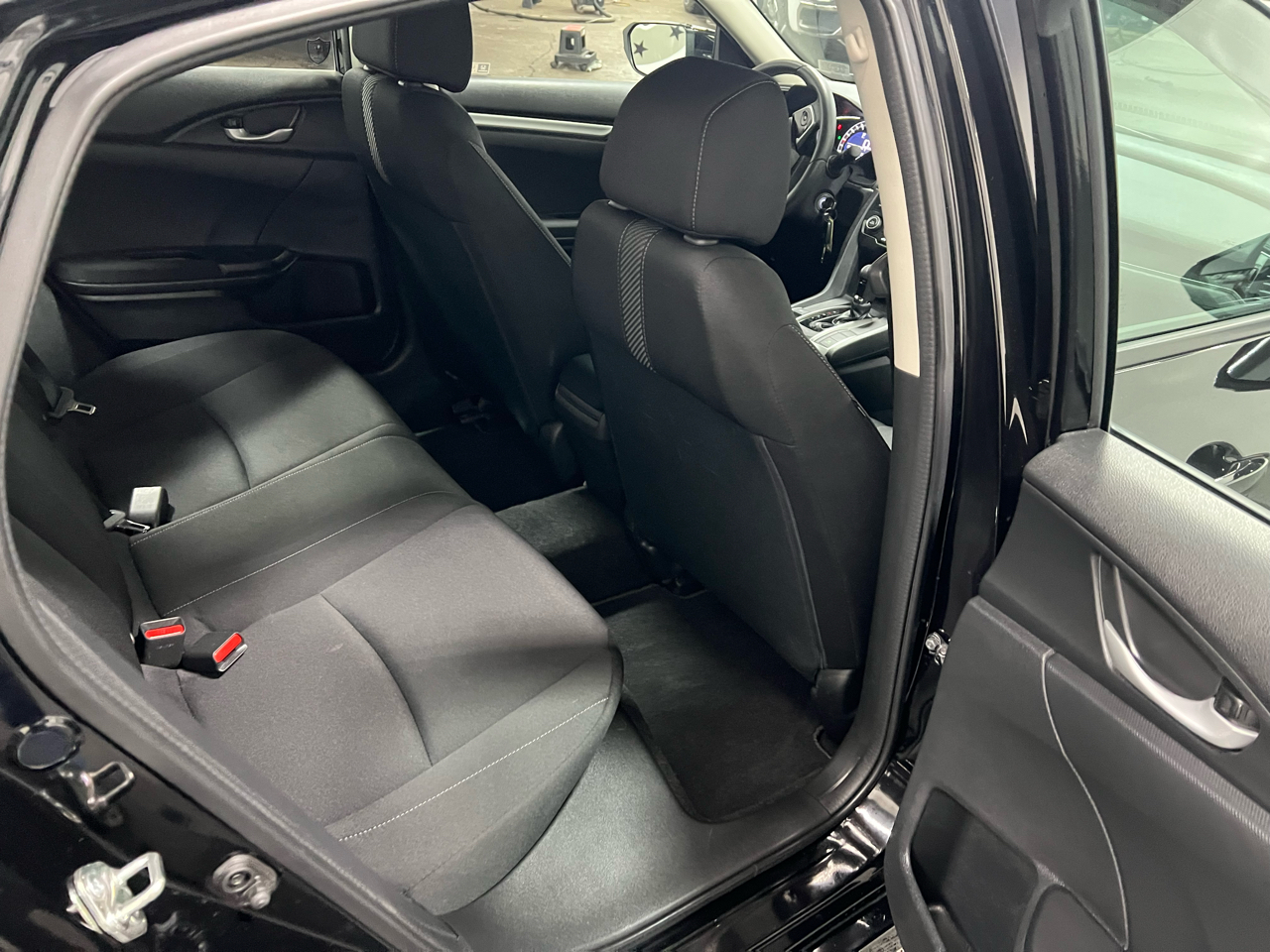 Honda Civic 4dr Sdn LX Auto 2018