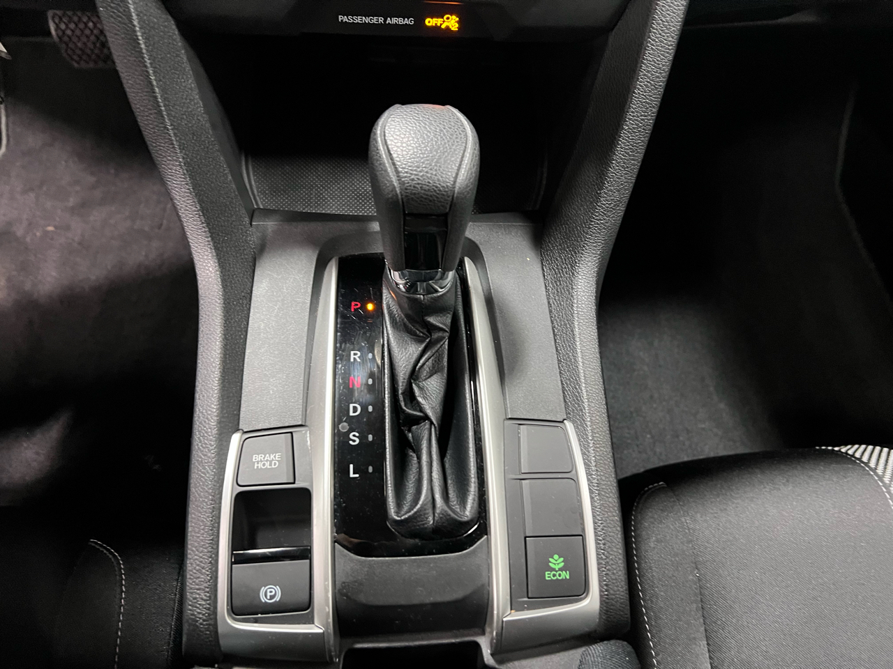 Honda Civic 4dr Sdn LX Auto 2018