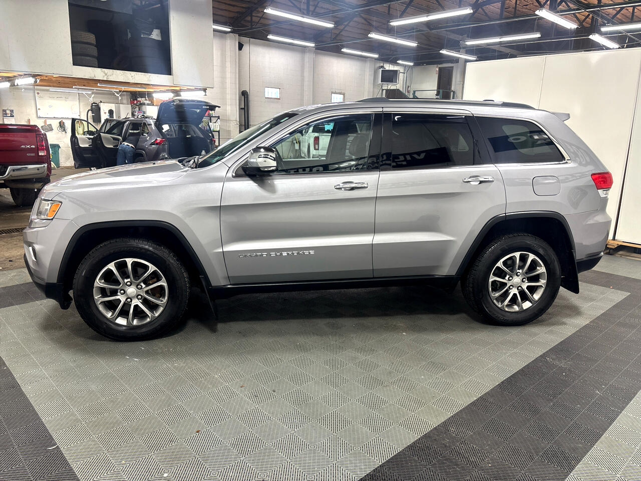 Jeep Grand Cherokee Limited 4WD 2014