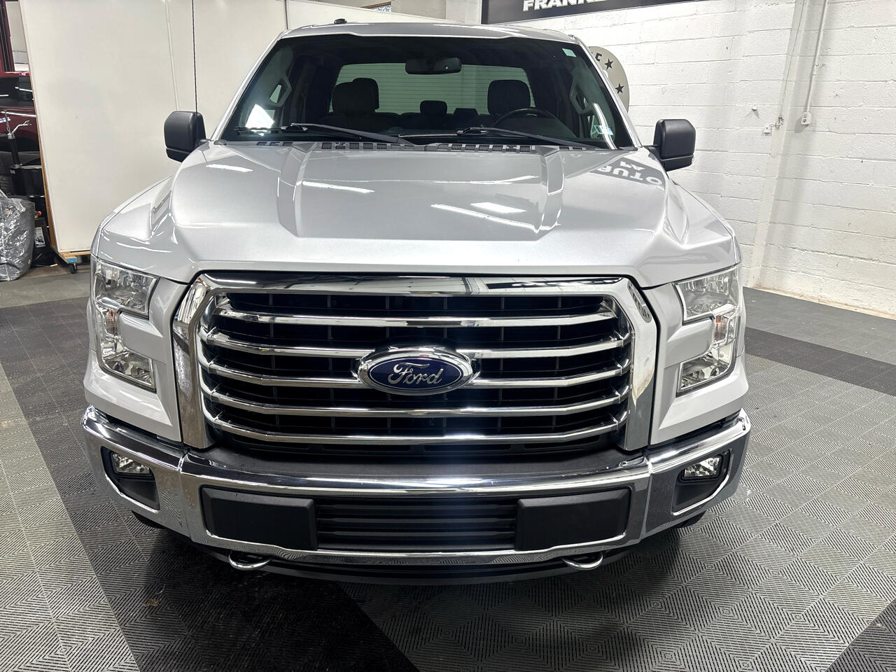 Ford F-150 4WD SuperCrew 145" XLT 2016