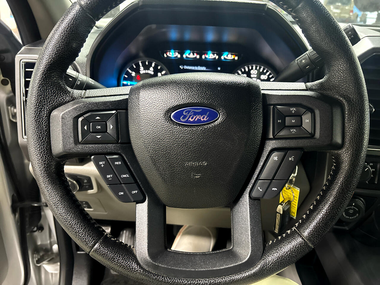 Ford F-150 4WD SuperCrew 145" XLT 2016