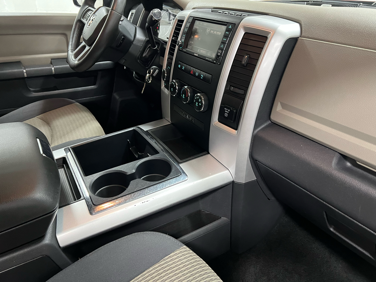 RAM 3500 SLT Crew Cab LWB 4WD DRW 2012