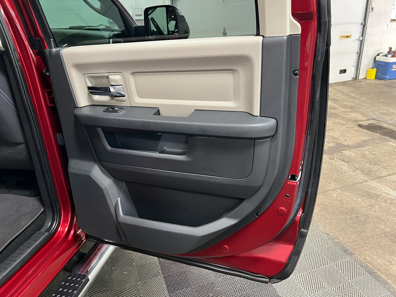 RAM 3500 SLT Crew Cab LWB 4WD DRW 2012