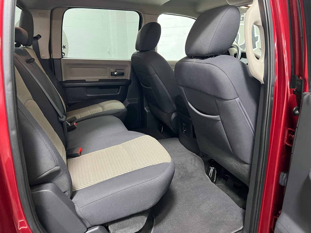 RAM 3500 SLT Crew Cab LWB 4WD DRW 2012