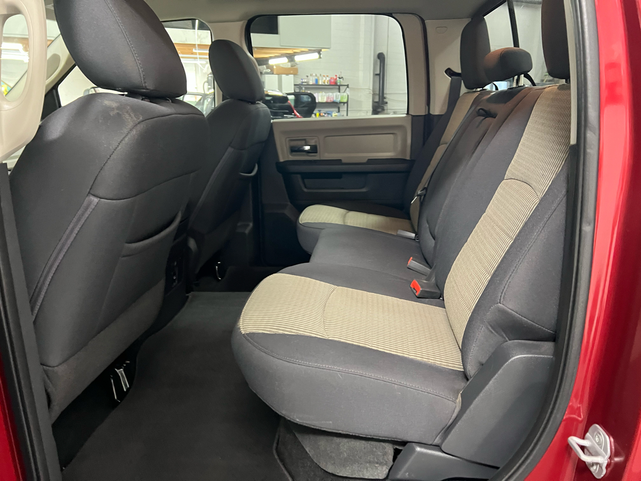 RAM 3500 SLT Crew Cab LWB 4WD DRW 2012