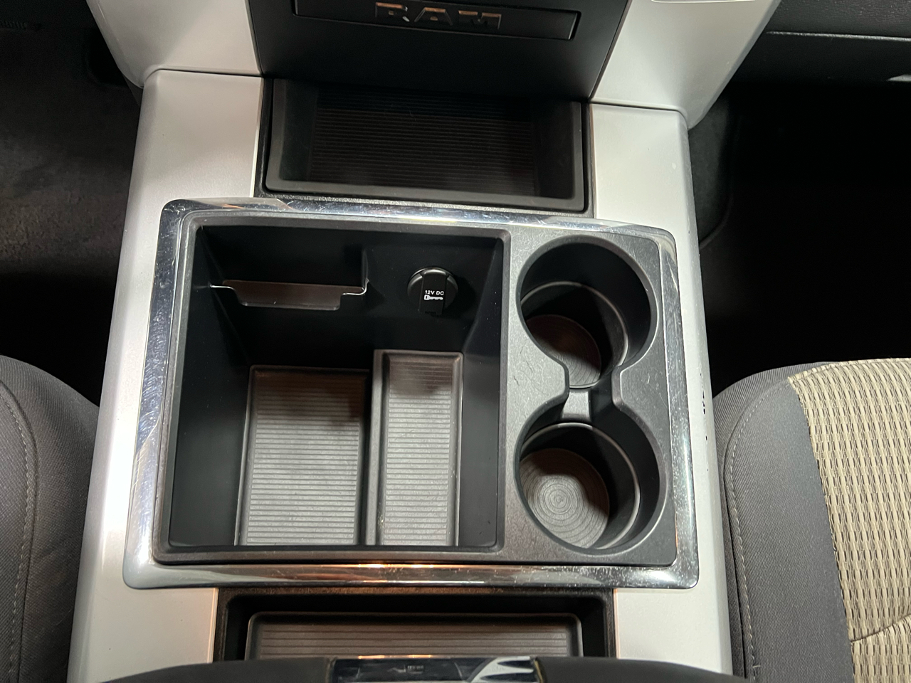 RAM 3500 SLT Crew Cab LWB 4WD DRW 2012