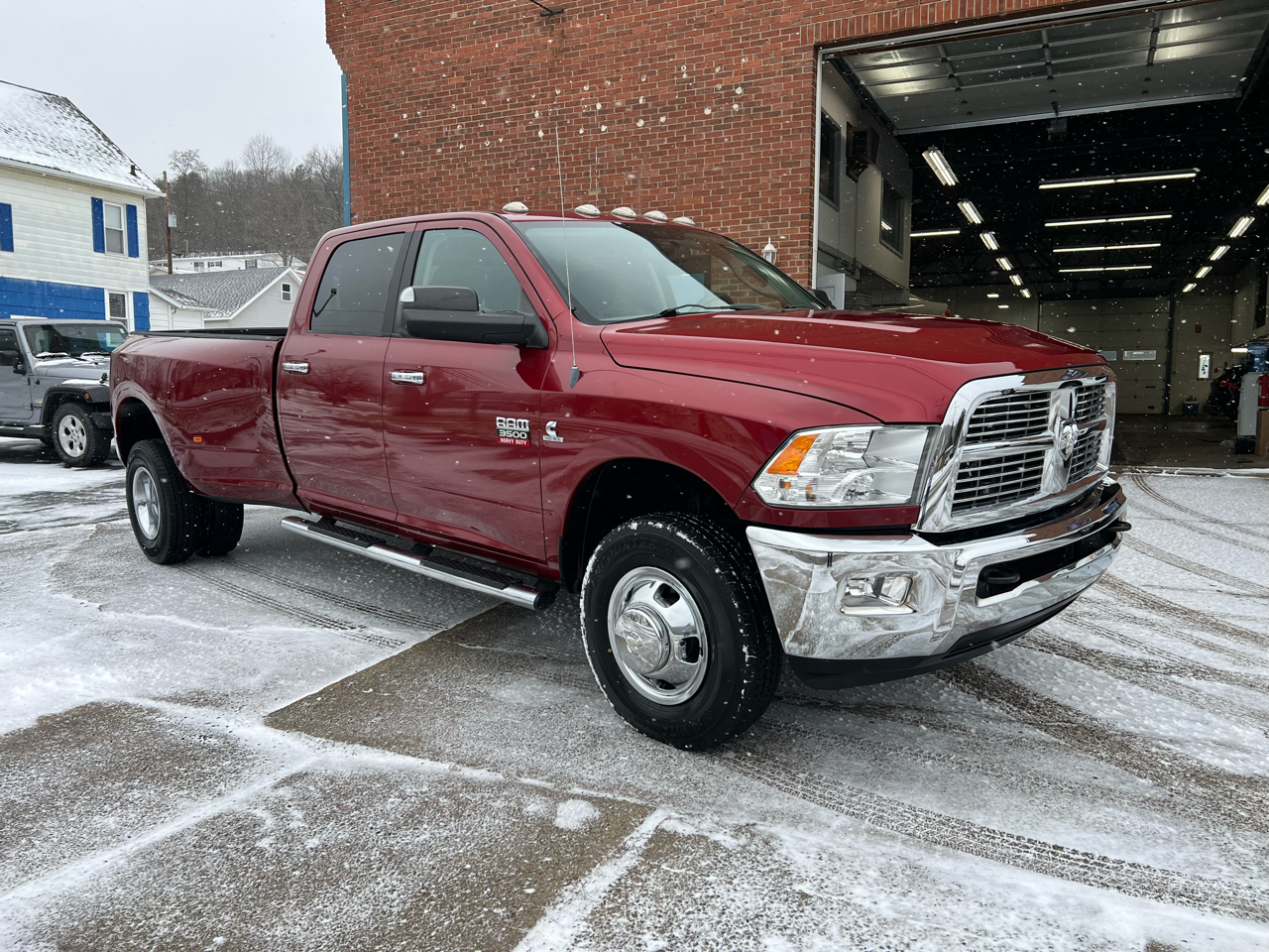 RAM 3500 SLT Crew Cab LWB 4WD DRW 2012