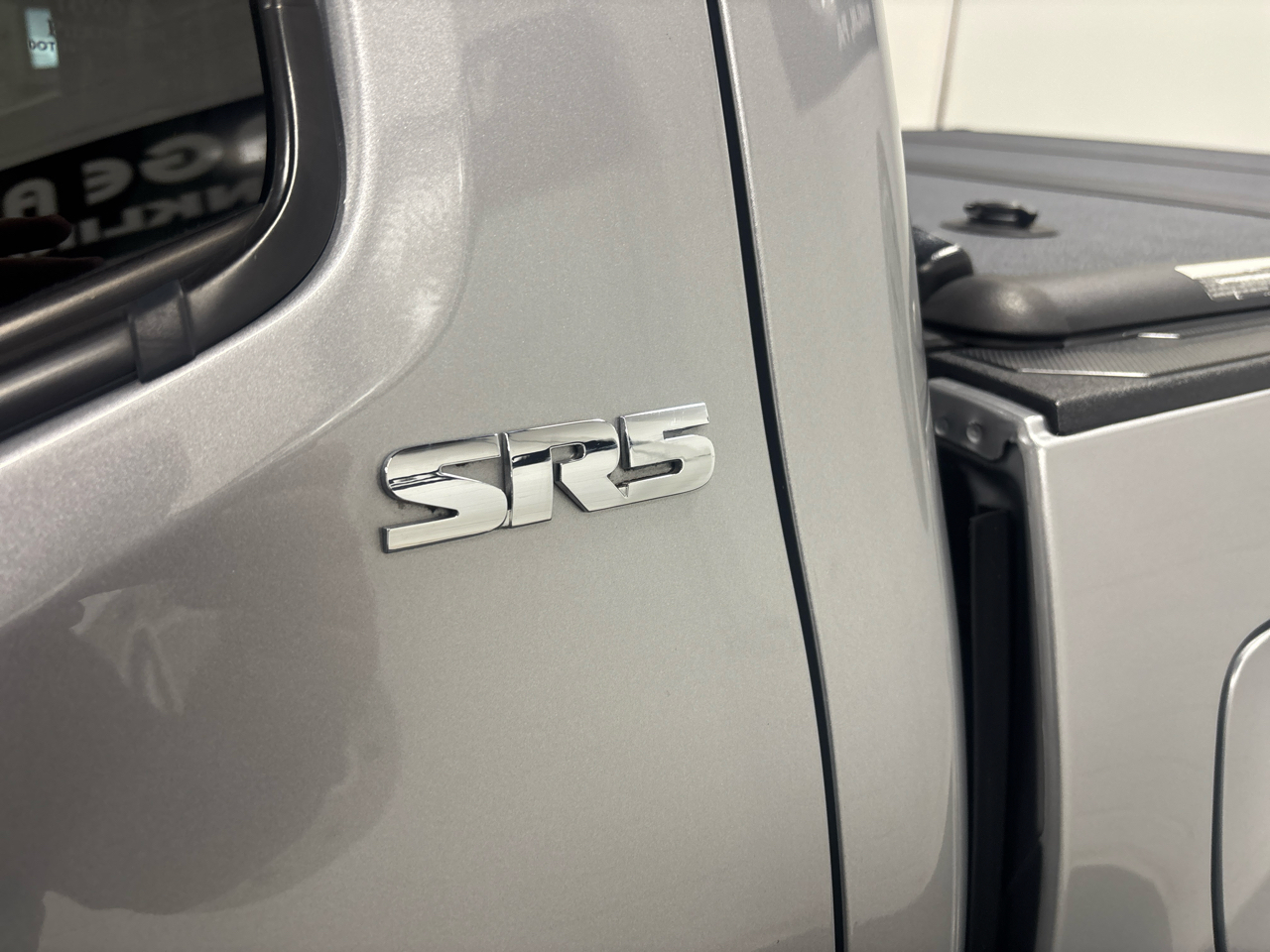 Toyota Tacoma 4WD Double Cab V6 AT SR5 (Natl) 2016