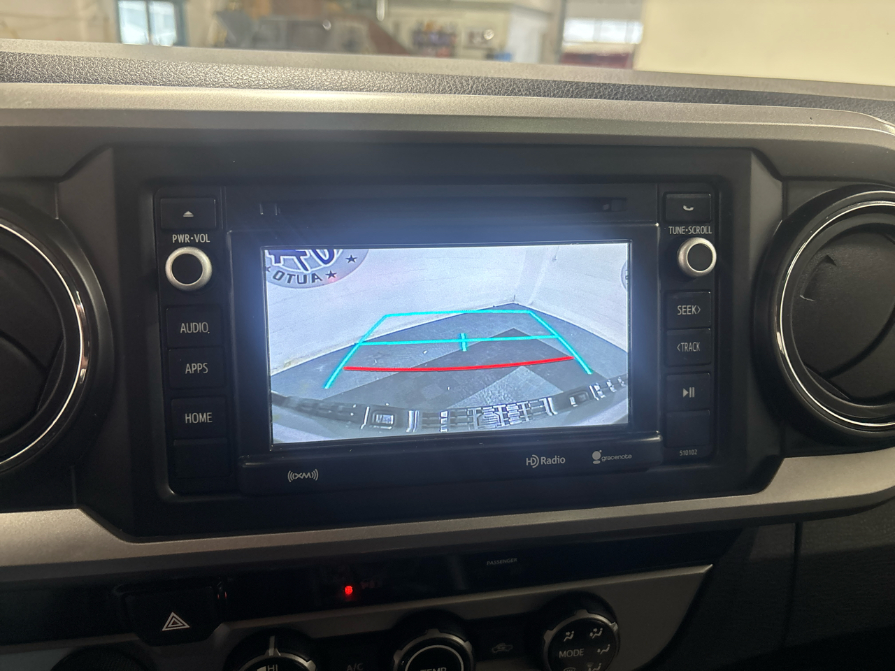 Toyota Tacoma 4WD Double Cab V6 AT SR5 (Natl) 2016