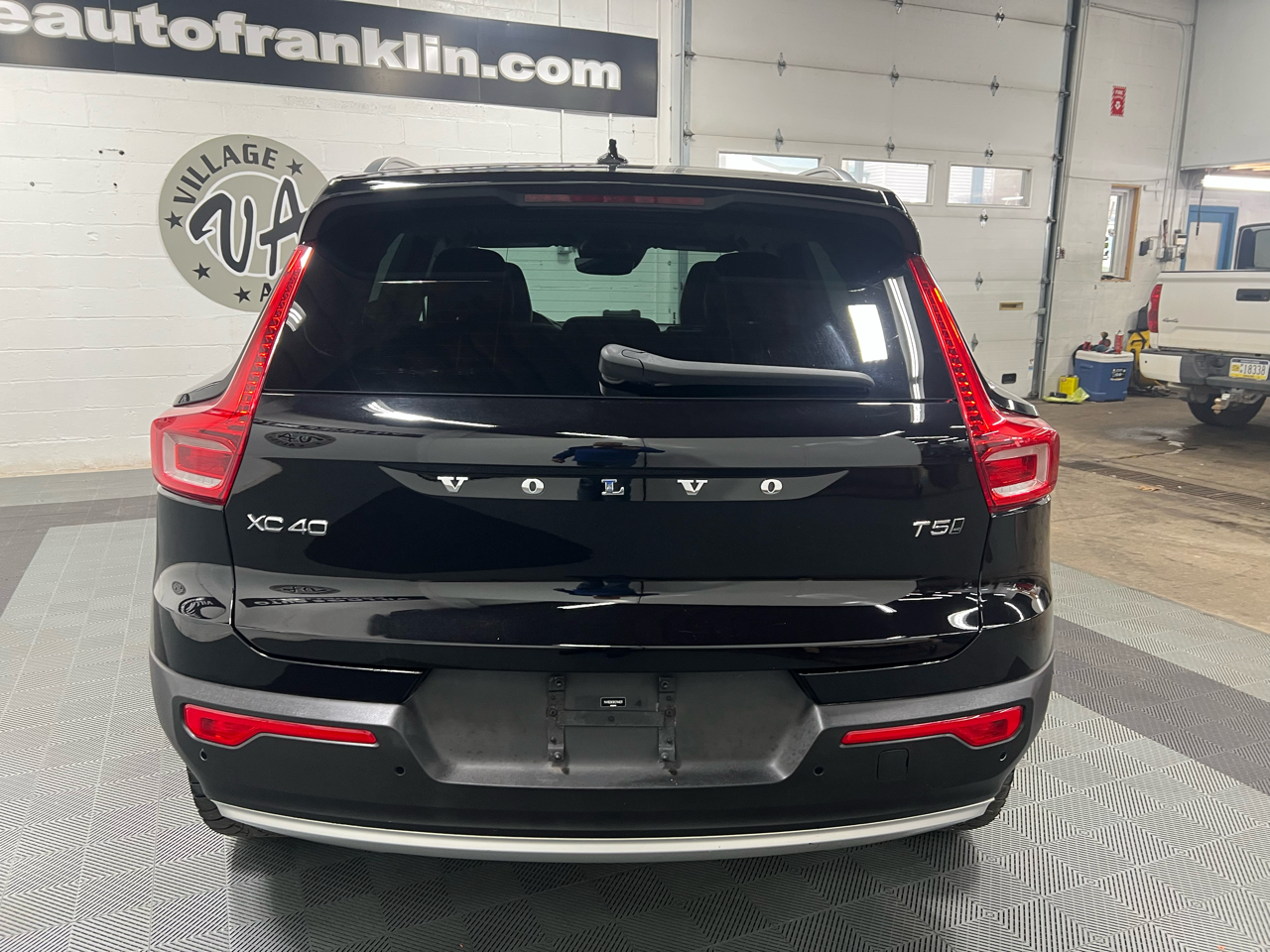 Volvo XC40 T5 Momentum AWD 2019