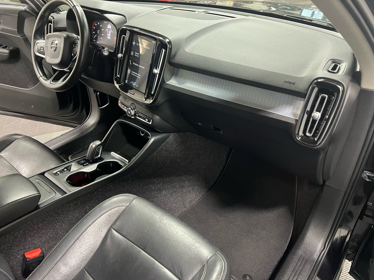 Volvo XC40 T5 Momentum AWD 2019