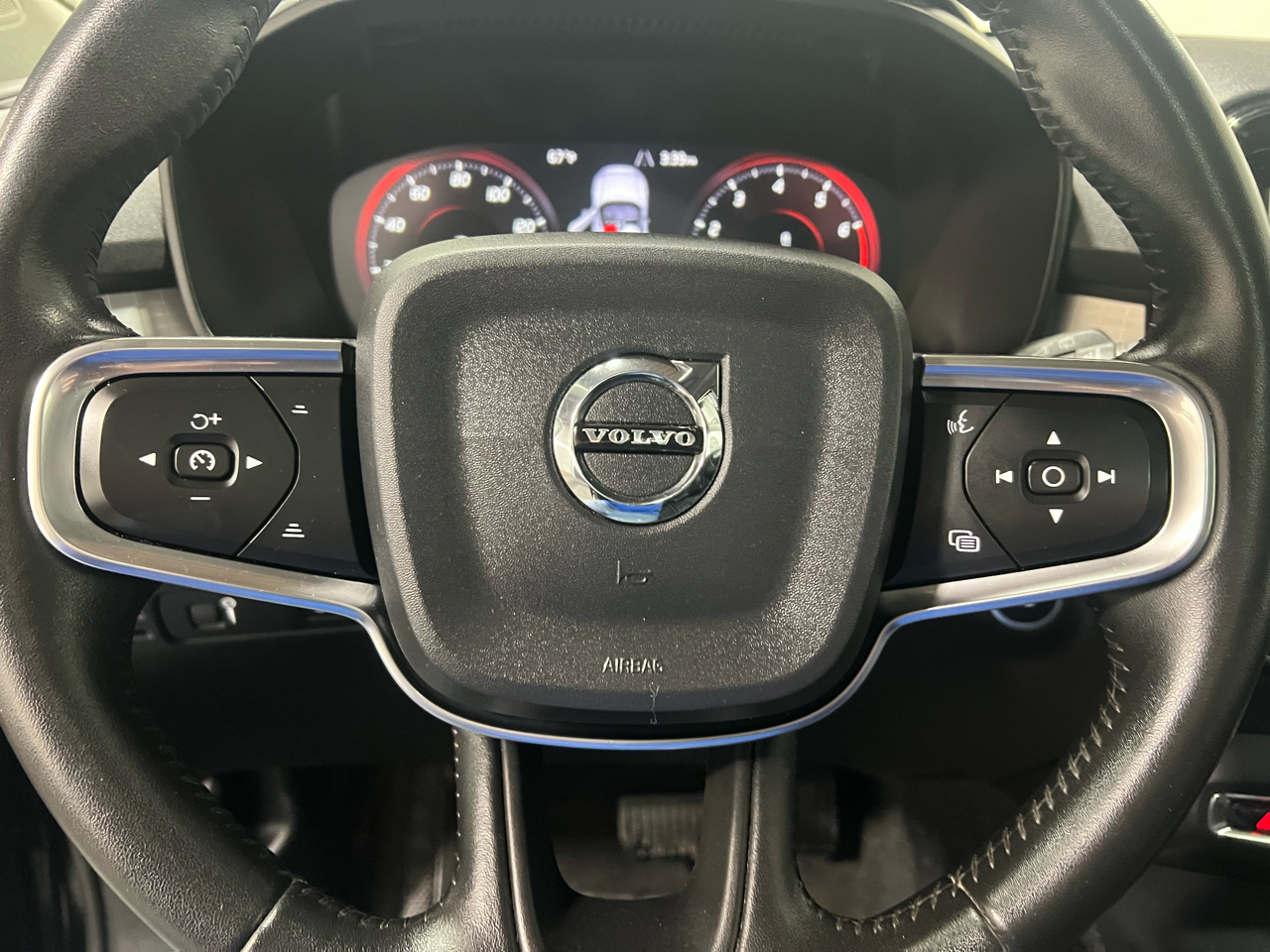 Volvo XC40 T5 Momentum AWD 2019