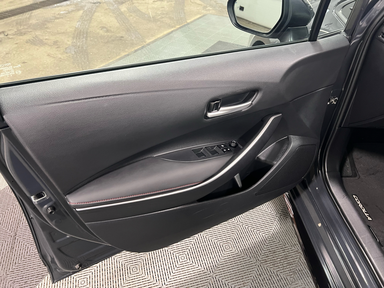 Toyota Corolla SE 4D Sedan 2023