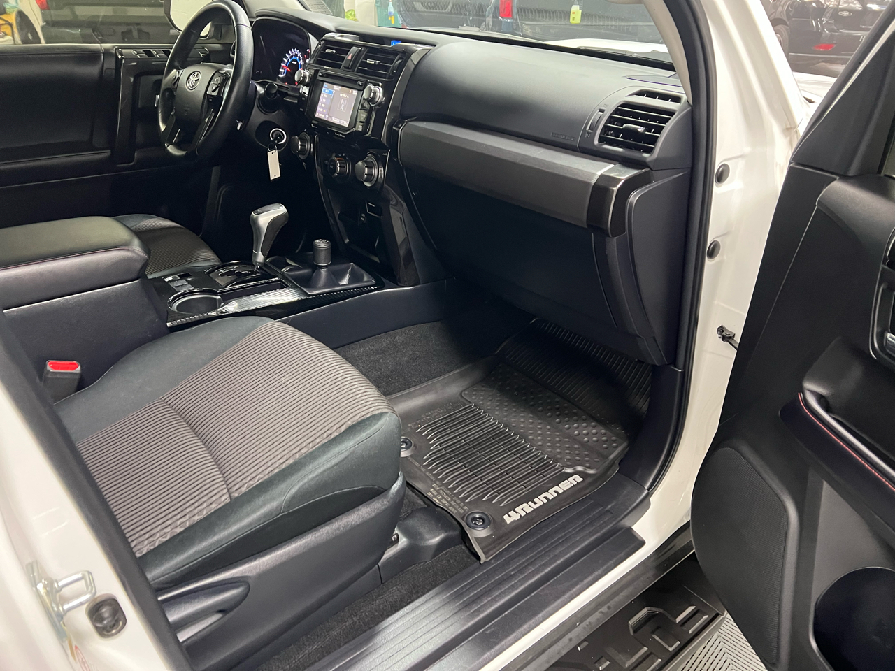 Toyota 4Runner TRD Off Road 4WD (Natl) 2018