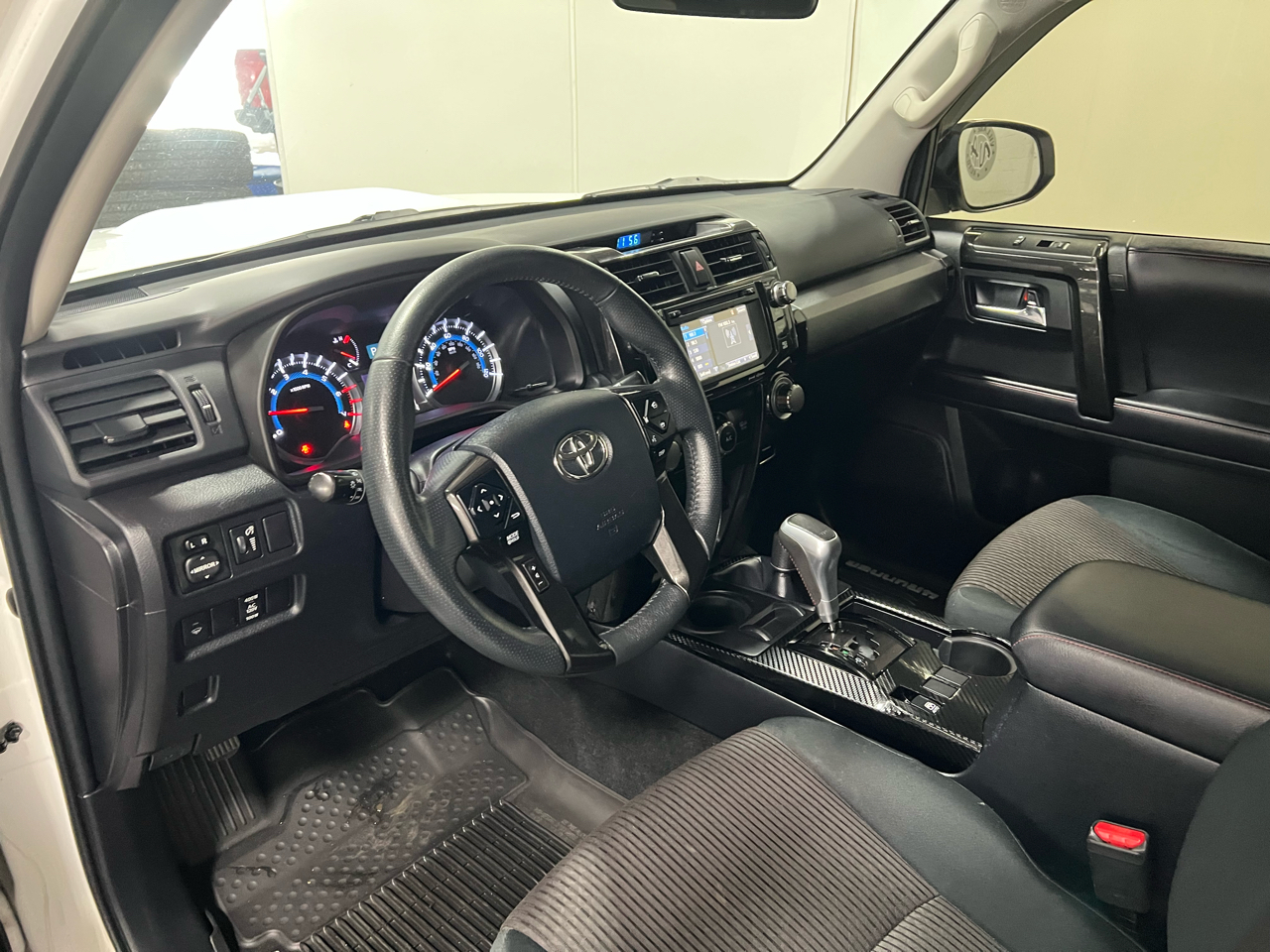 Toyota 4Runner TRD Off Road 4WD (Natl) 2018