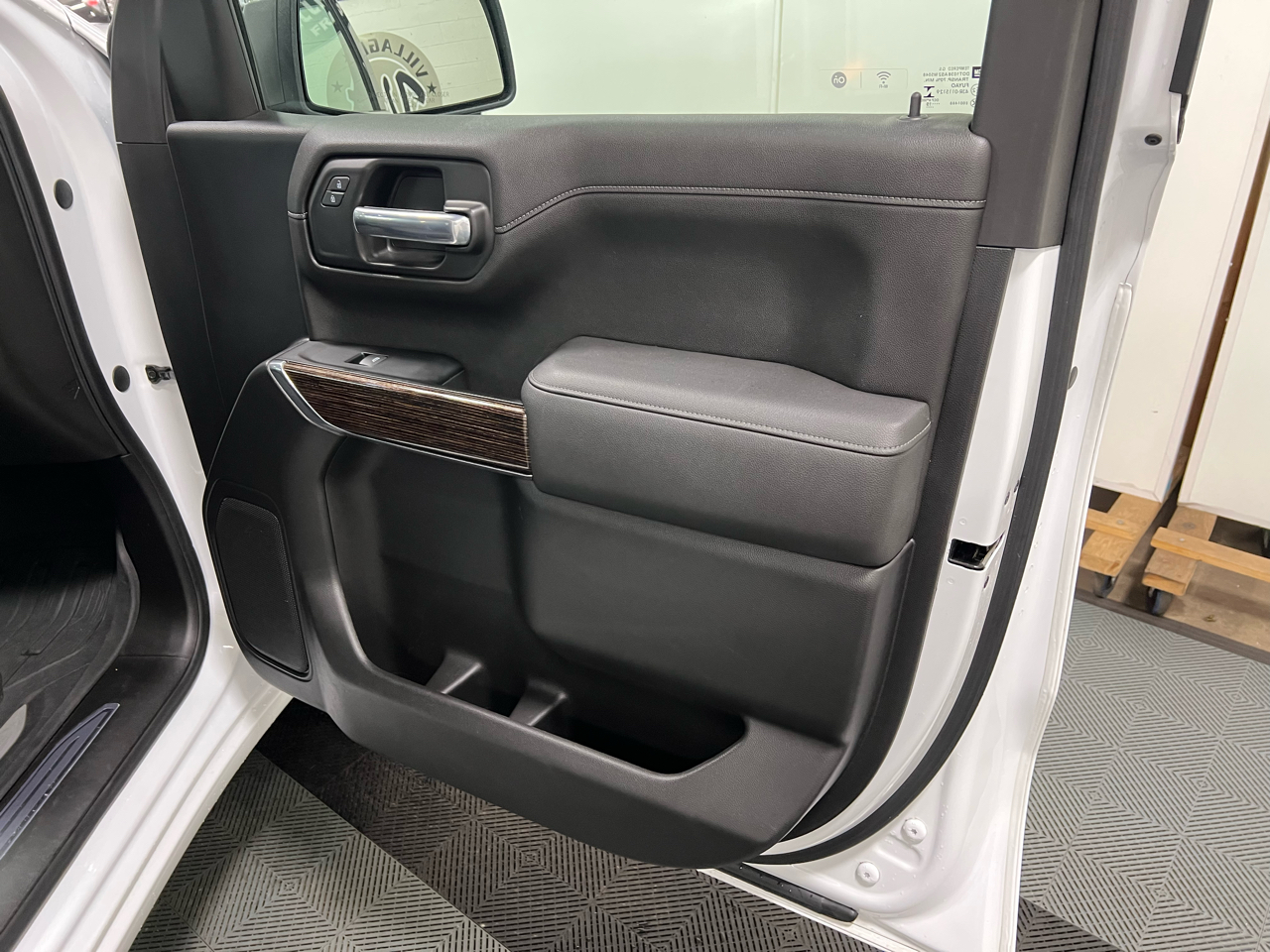 GMC Sierra 1500 Crew Cab 143.5" WB SLE 2019