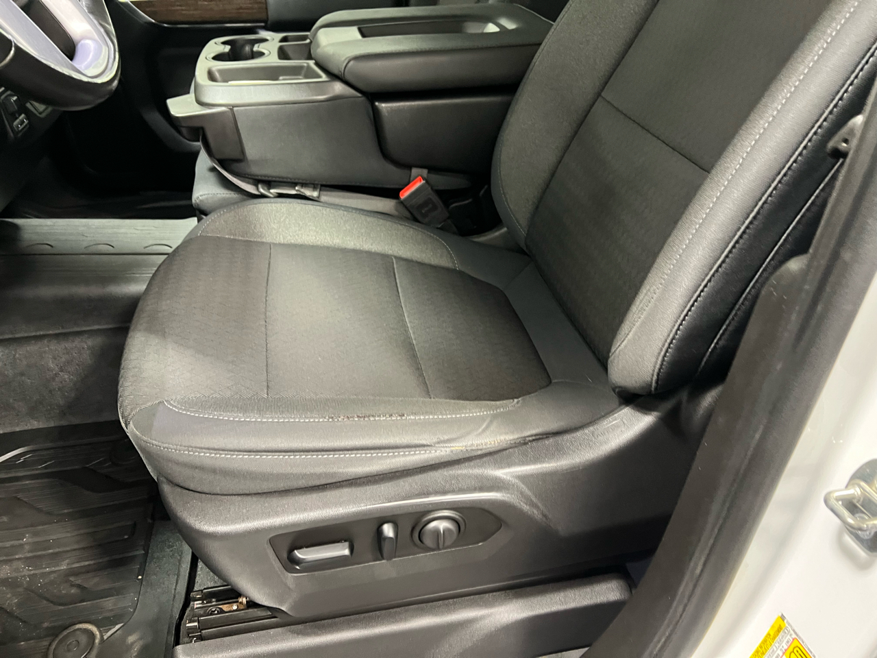 GMC Sierra 1500 Crew Cab 143.5" WB SLE 2019