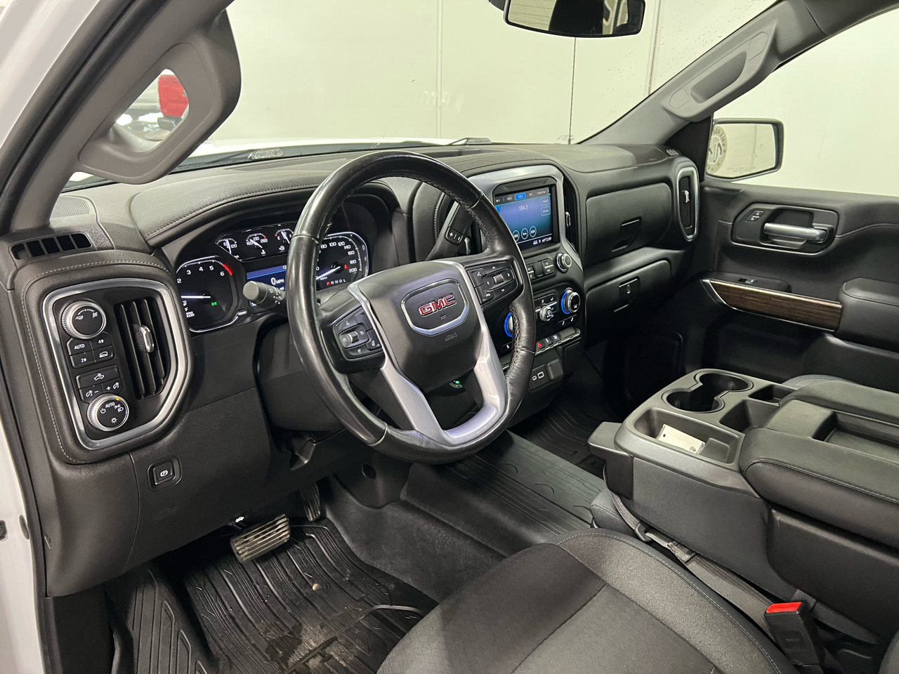 GMC Sierra 1500 Crew Cab 143.5" WB SLE 2019
