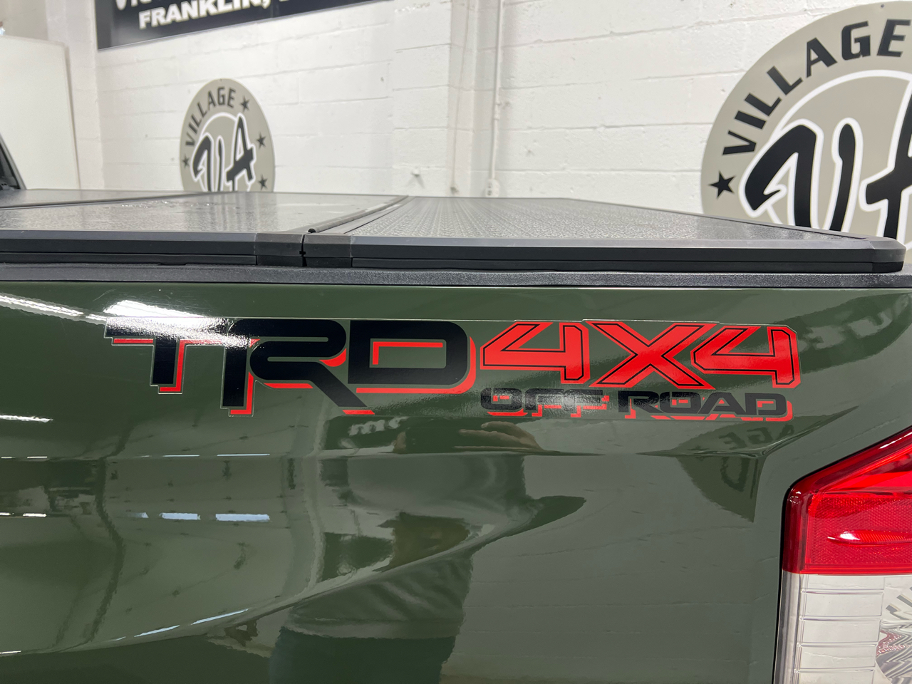 Toyota Tundra SR5 5.7L V8 CrewMax 4WD 2021