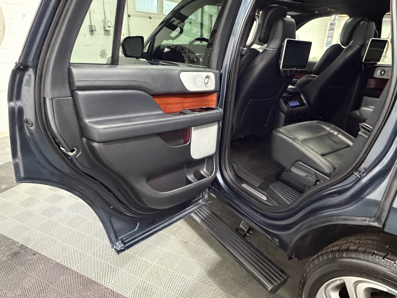 Lincoln Navigator Reserve 4WD 2022