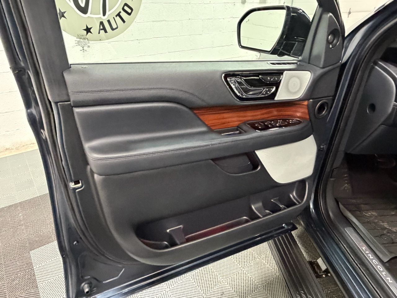 Lincoln Navigator Reserve 4WD 2022