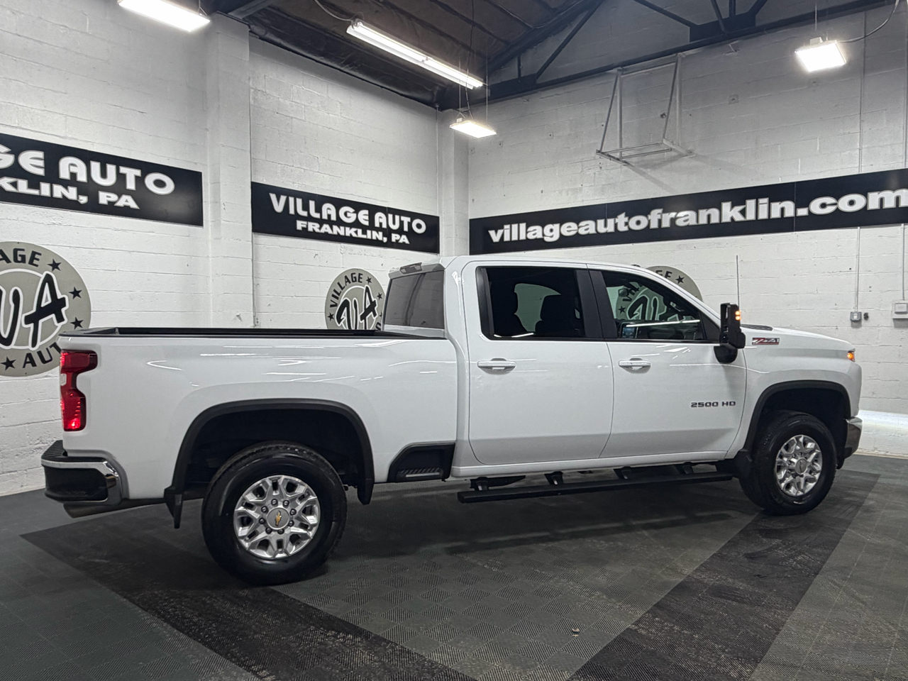 Chevrolet Silverado 2500HD 4WD Crew Cab 159" LT 2022