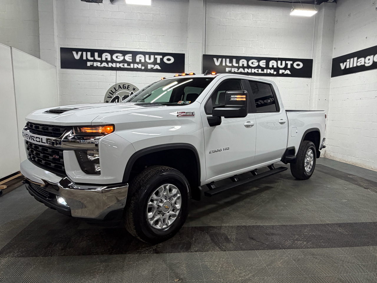 Chevrolet Silverado 2500HD 4WD Crew Cab 159" LT 2022
