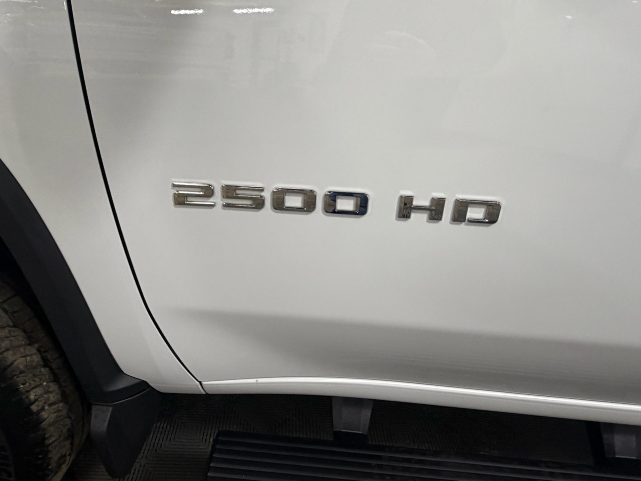 Chevrolet Silverado 2500HD 4WD Crew Cab 159" LT 2022