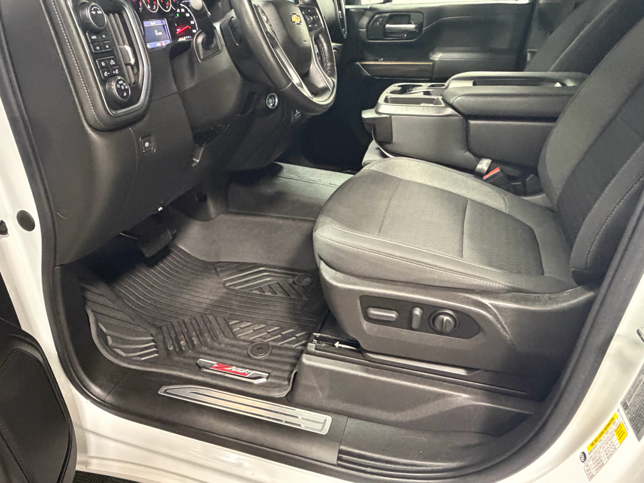 Chevrolet Silverado 2500HD 4WD Crew Cab 159" LT 2022