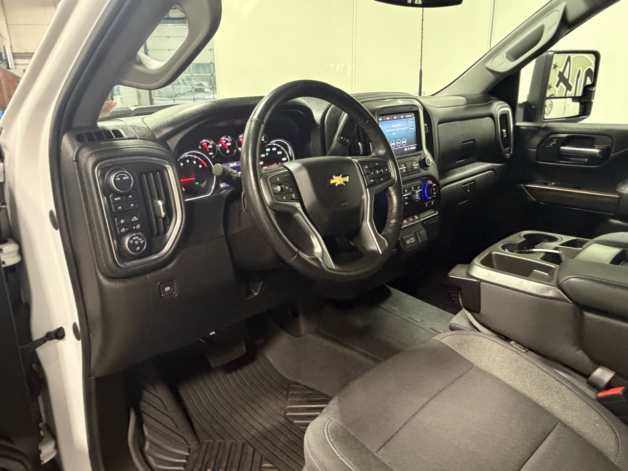 Chevrolet Silverado 2500HD 4WD Crew Cab 159" LT 2022