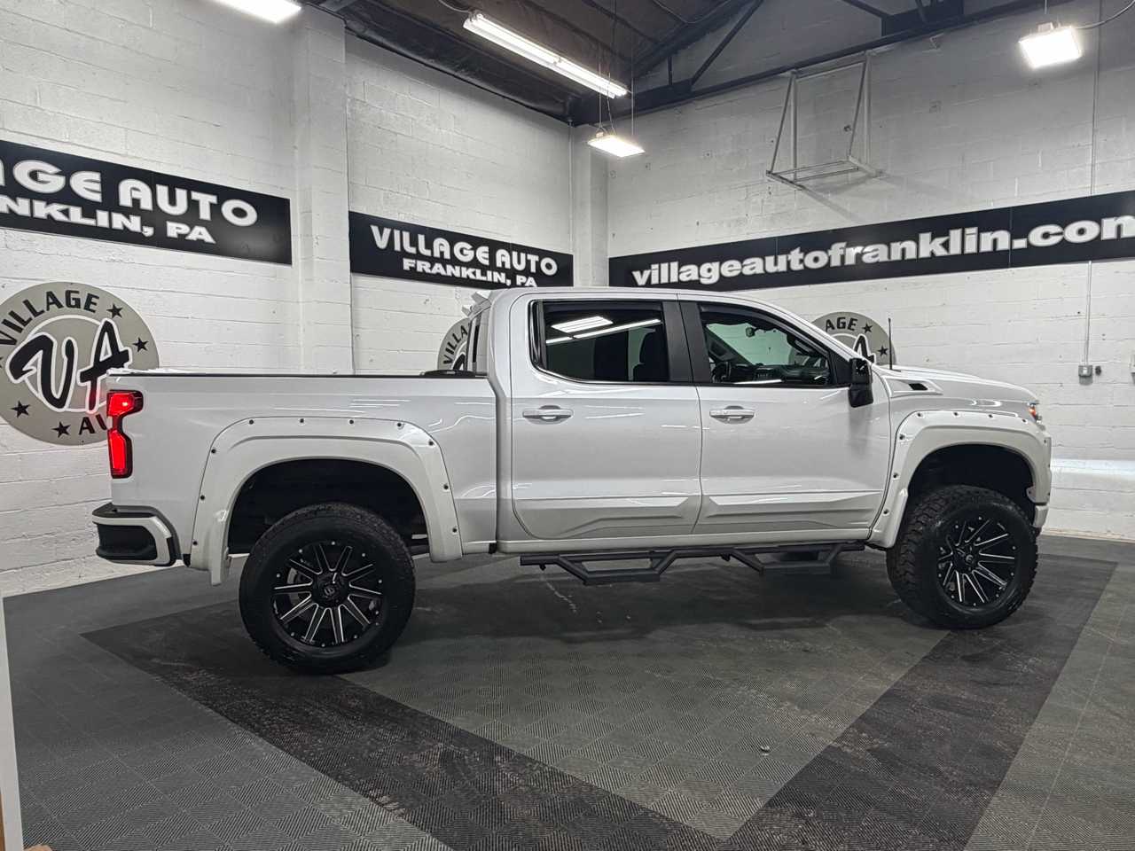 Chevrolet Silverado 1500 RST Crew Cab 4WD 2019