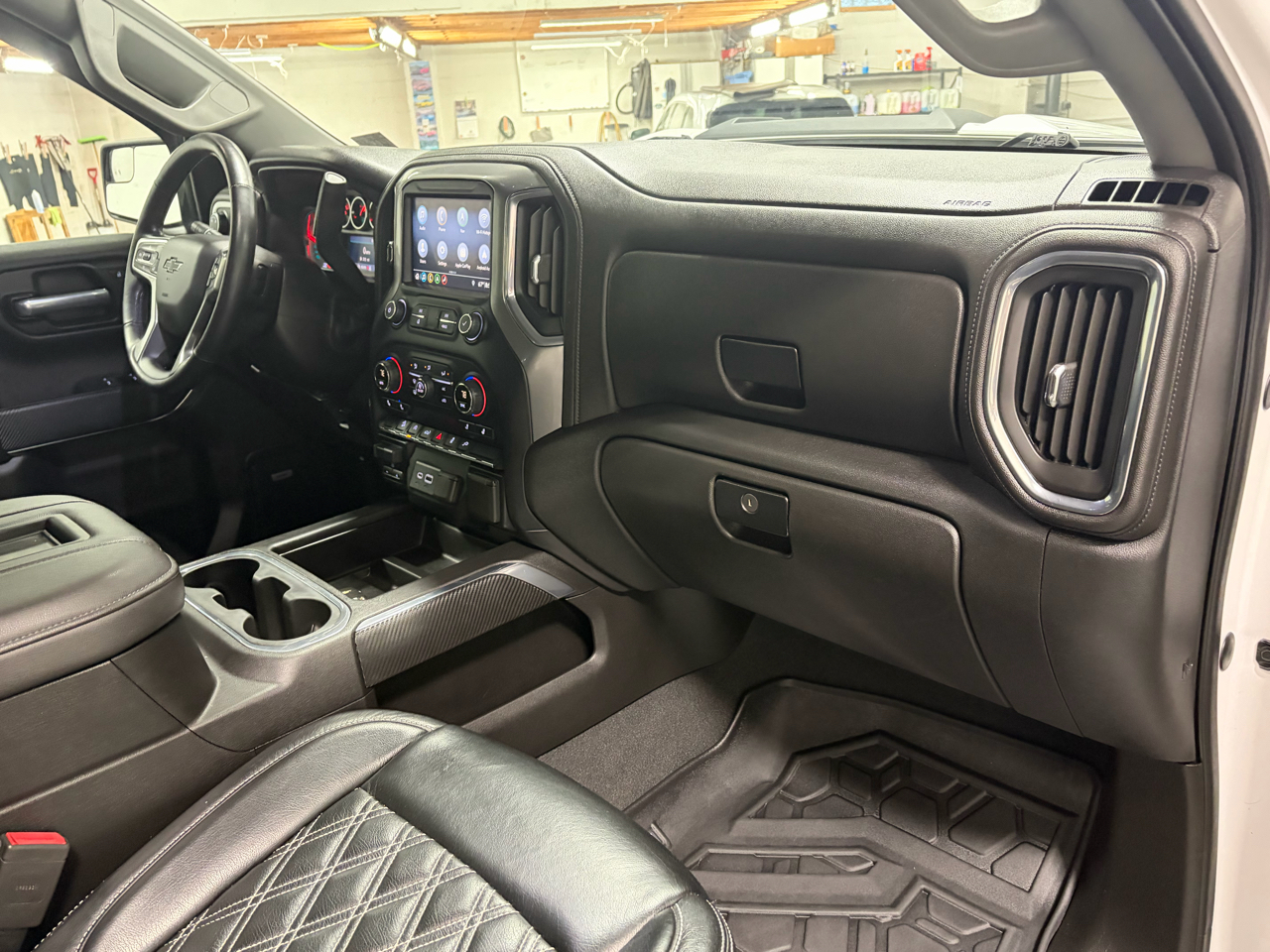 Chevrolet Silverado 1500 RST Crew Cab 4WD 2019