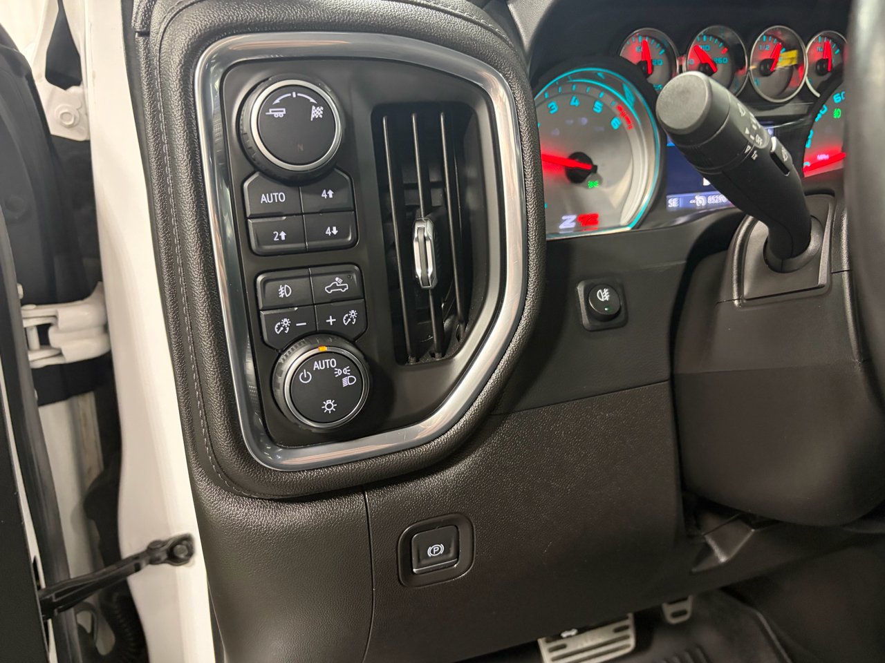 Chevrolet Silverado 1500 RST Crew Cab 4WD 2019