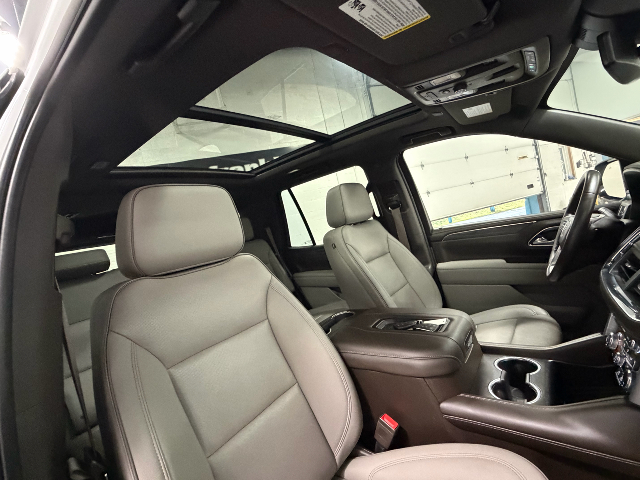 GMC Yukon SLT 4WD 2023