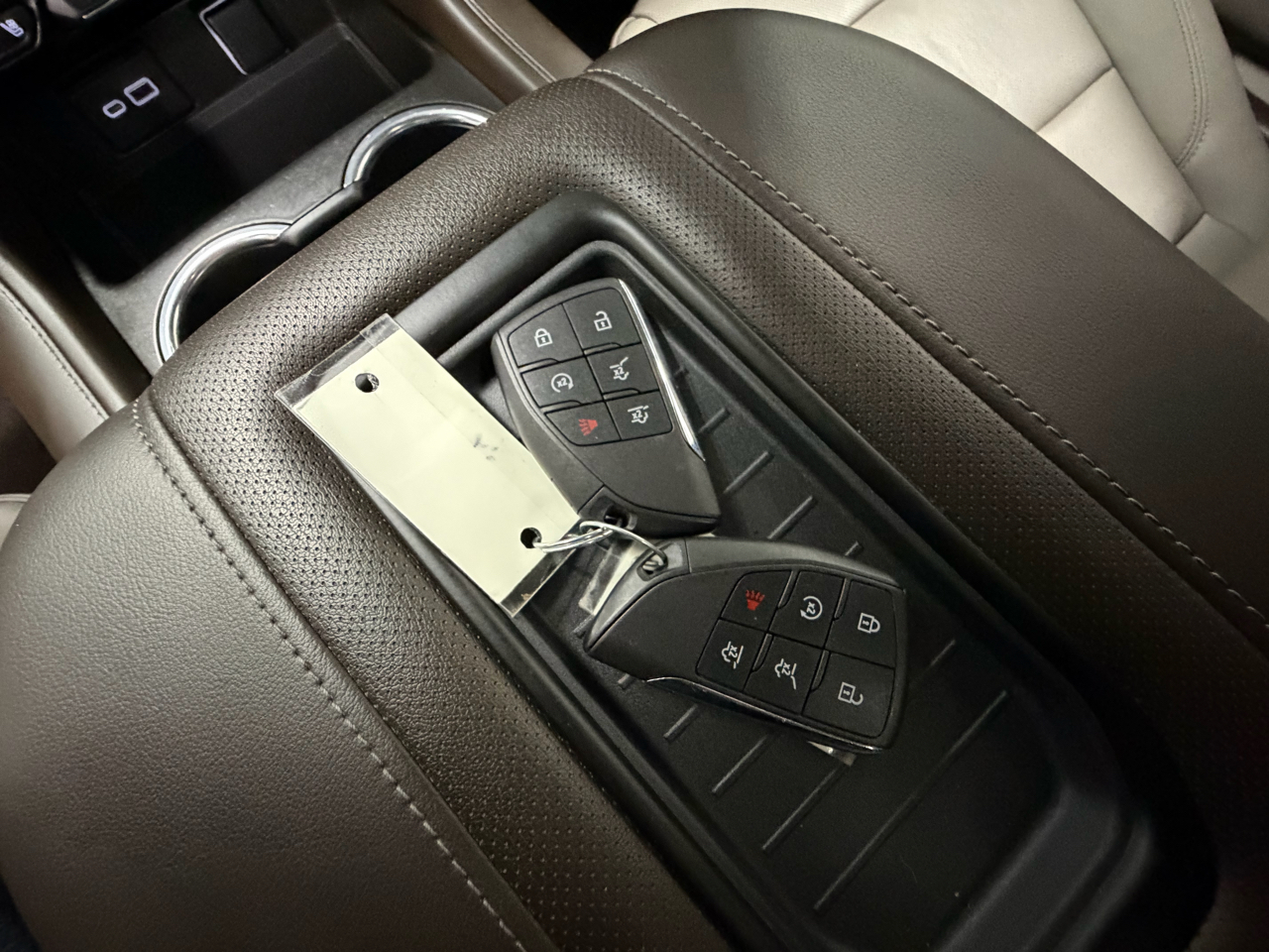 GMC Yukon SLT 4WD 2023