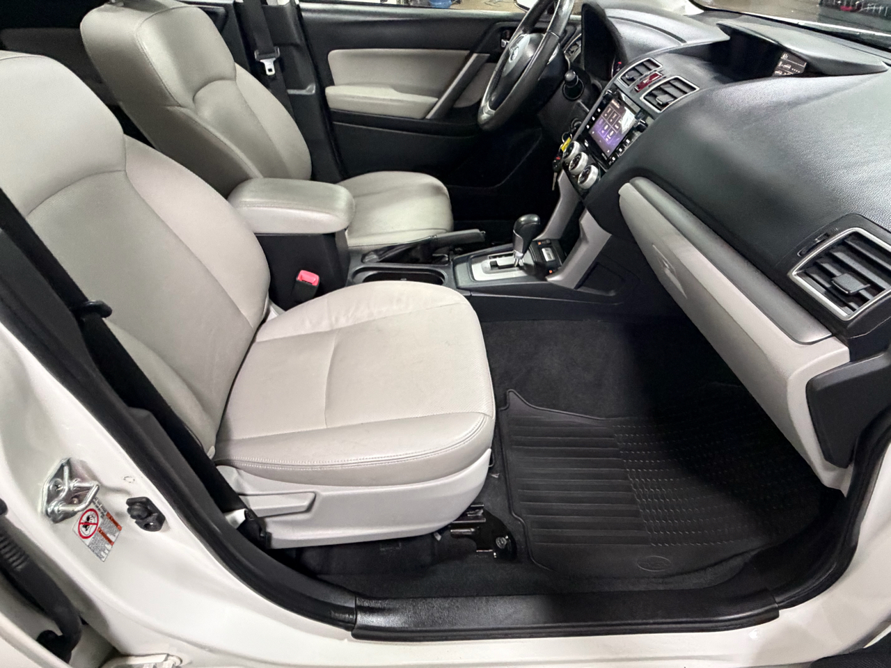 Subaru Forester 2.5i Limited 2016