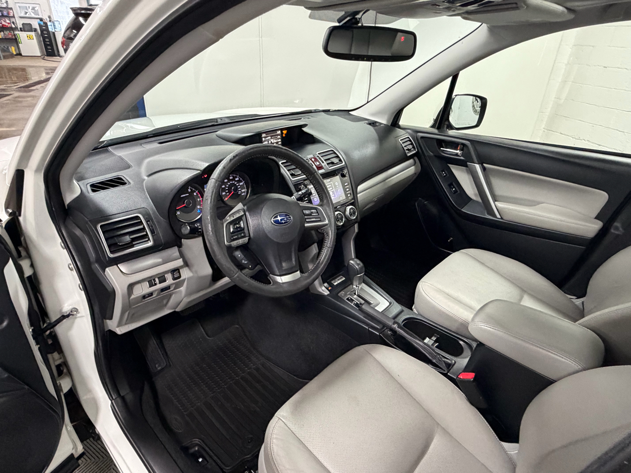 Subaru Forester 2.5i Limited 2016