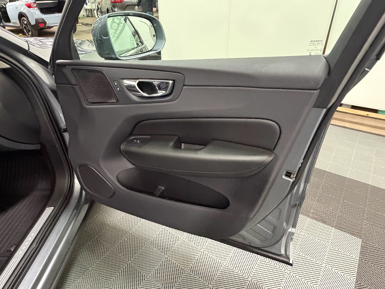 Volvo XC60 T5 Momentum AWD 2019