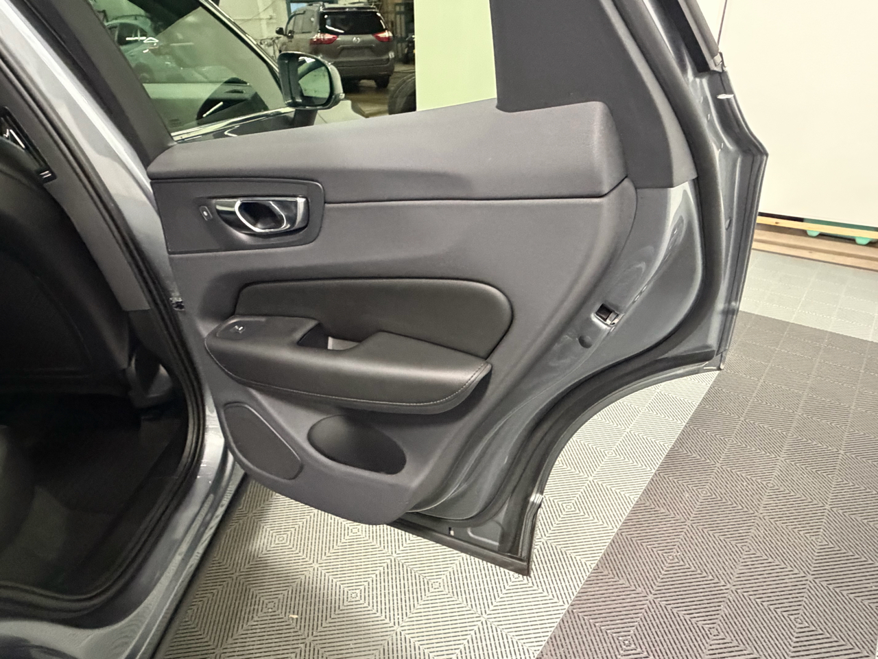 Volvo XC60 T5 Momentum AWD 2019