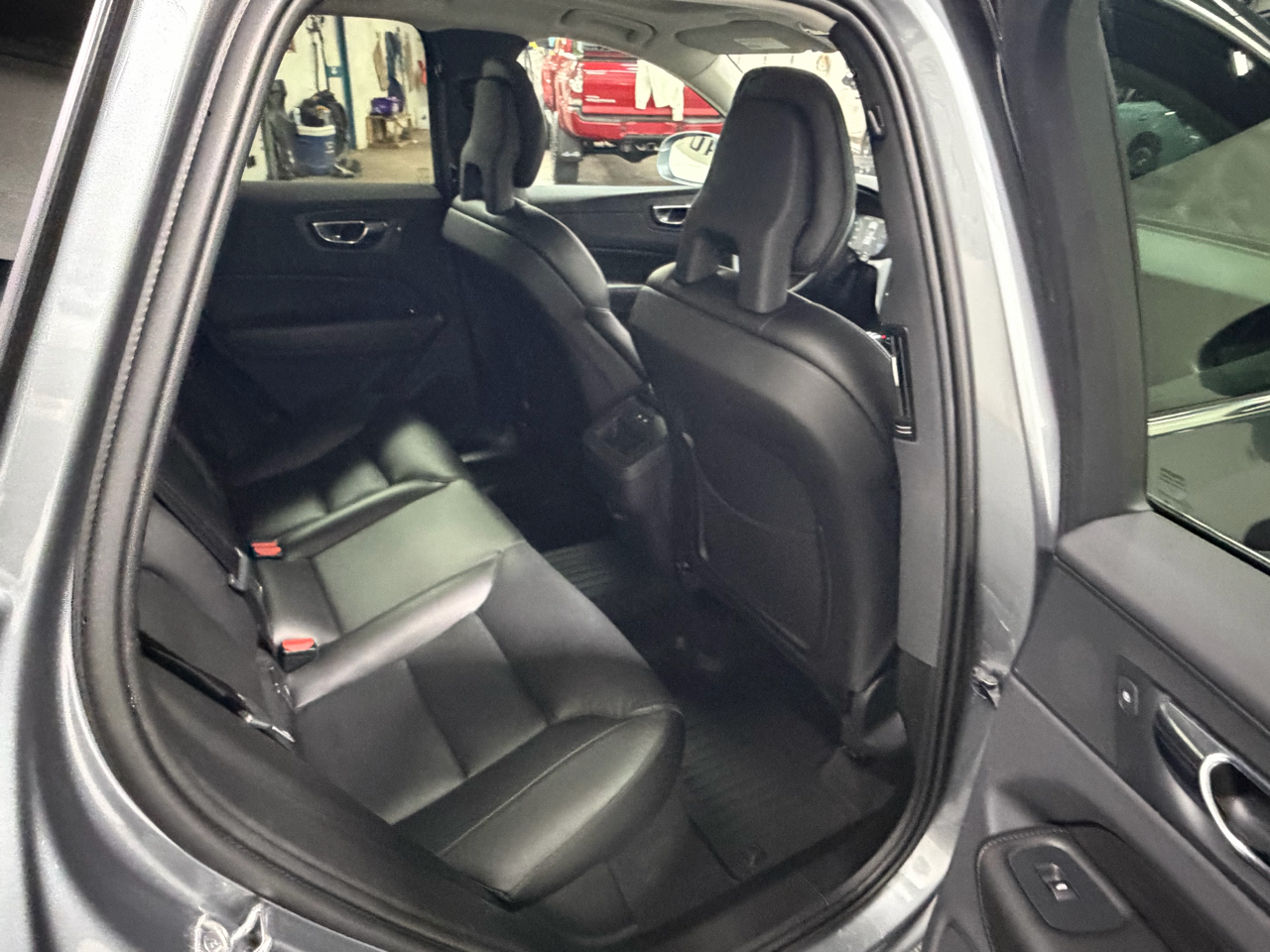 Volvo XC60 T5 Momentum AWD 2019