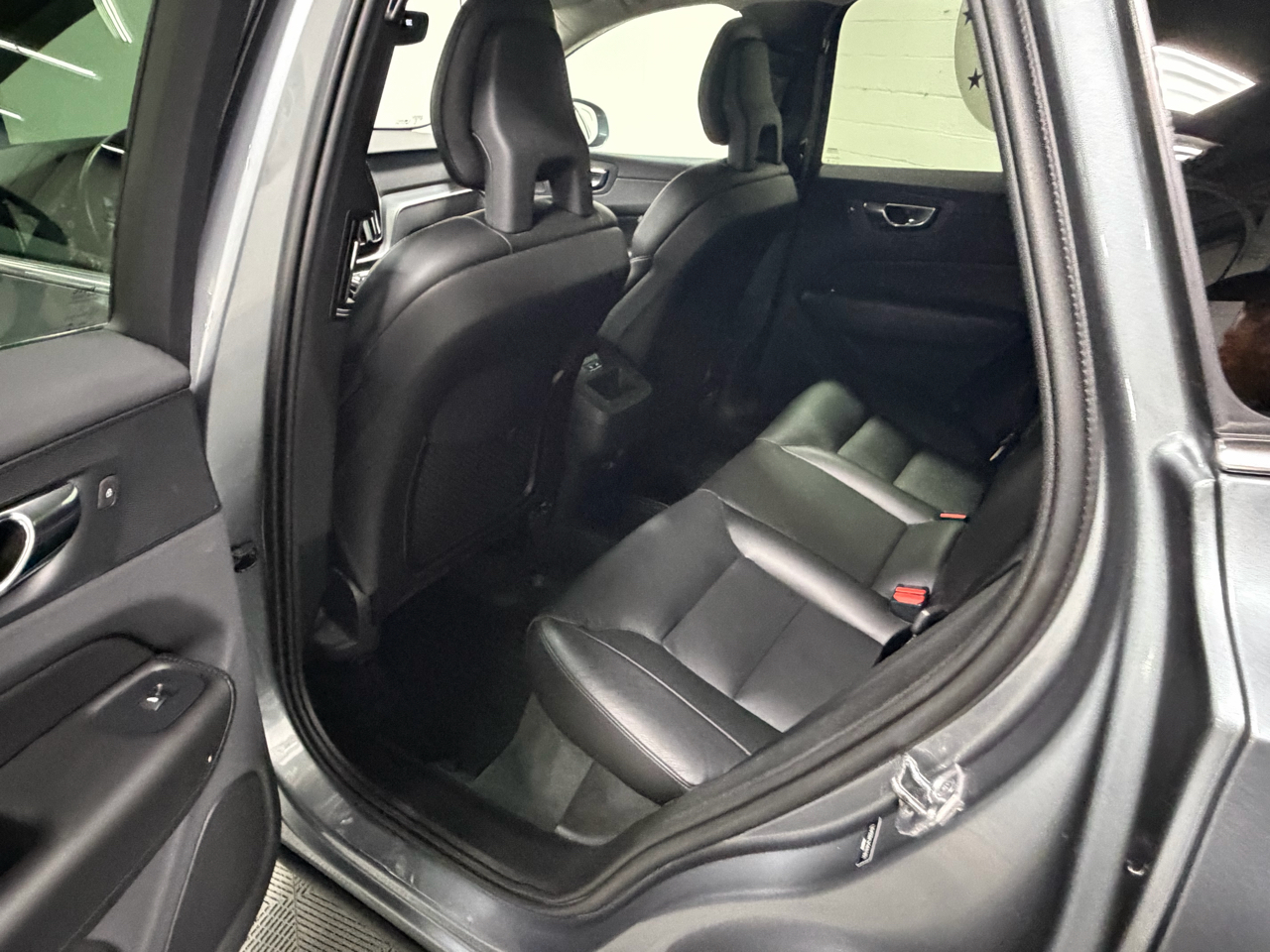 Volvo XC60 T5 Momentum AWD 2019